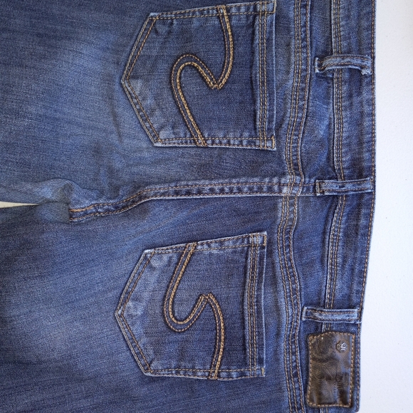 Silver Jeans "Aiko Bootcut" Size 31/31. - Picture 5 of 8